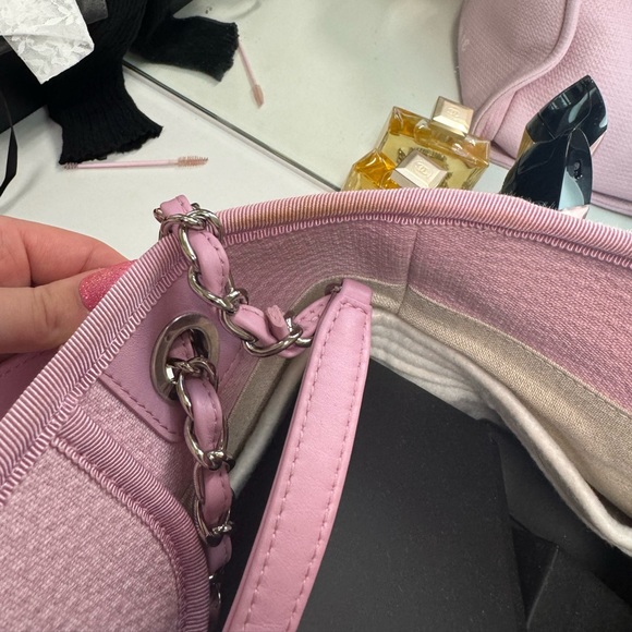 Chanel Deauville S22 Pink Tote Shopping Bag - Picture 6 of 6